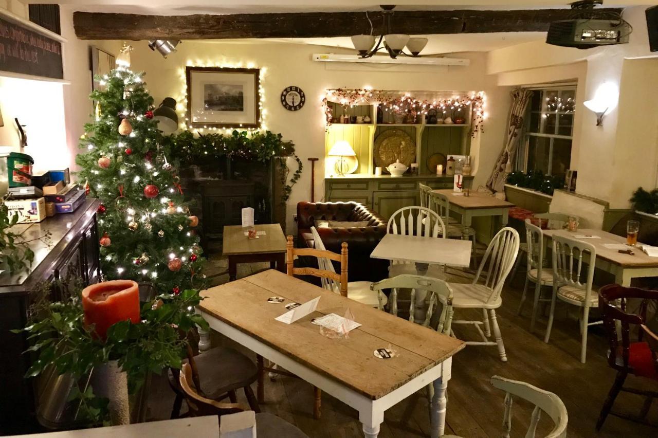 The Three Tuns Chepstow Exterior foto
